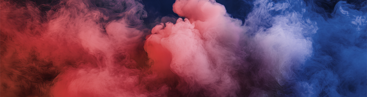 Farbiger Rauch in Rot und Blau als Symbol für Termperaturänderung